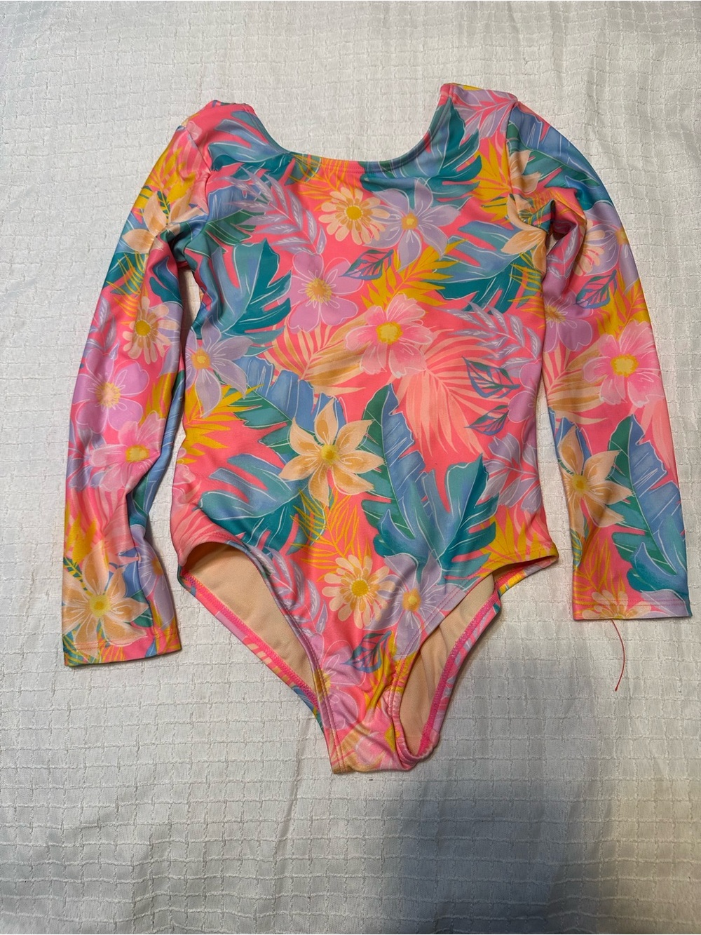 Cat & Jack Kids Girls Long-Sleeve Floral One-Piece Swimsuit Pink Tropical S 6/7